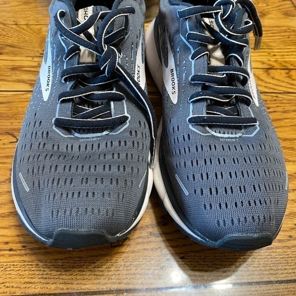 brooks Ghost 13 Black/Hushed Violet Shoes Size 9 - Picture 4 of 7